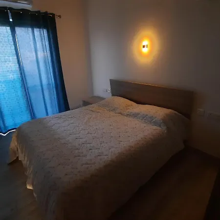 Apartment Paradise Ghajnsielem