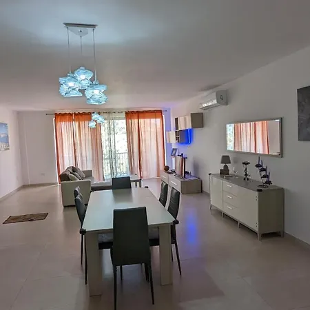 Paradise Apartment Ghajnsielem